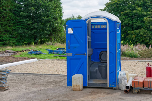 Types of Portable Toilets We Offer in Wainaku, HI